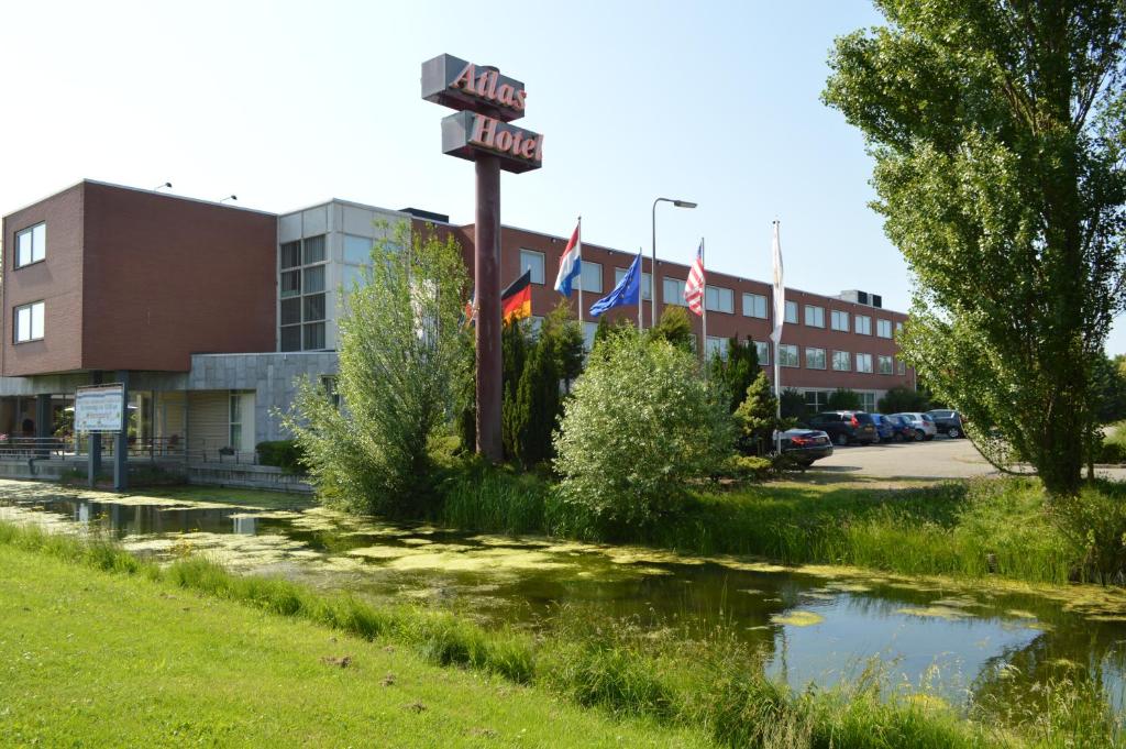 Atlas Hotel Holiday, Delft