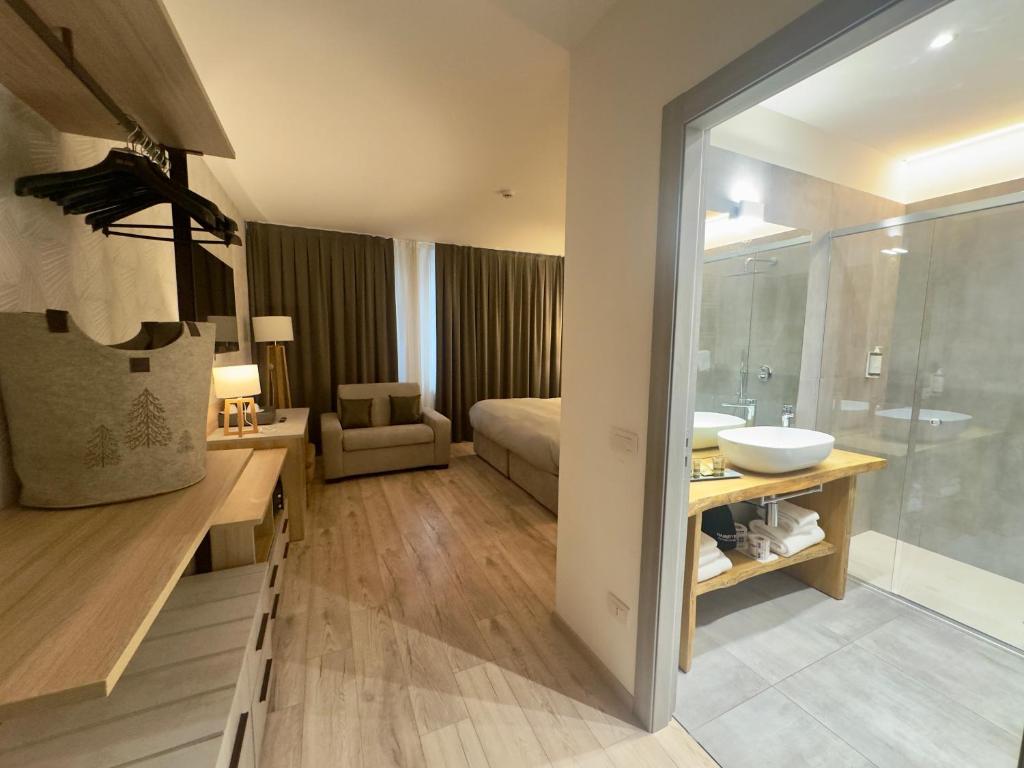 Hotel Rosengarten Room Type - Superior King Room