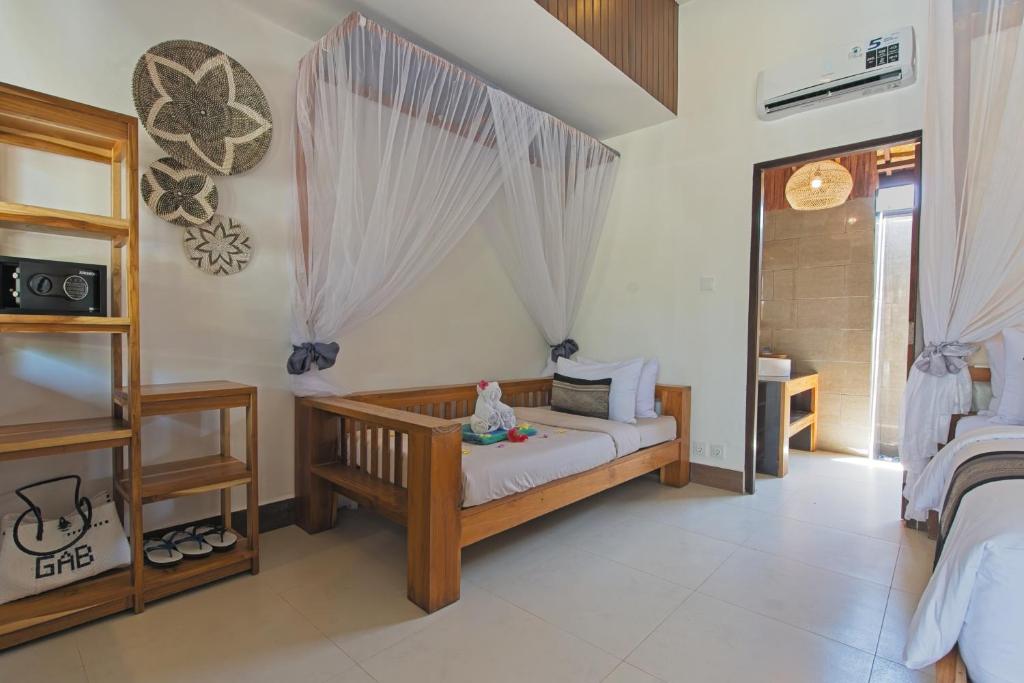 Gili Air Bungalows - Tap to explore photos