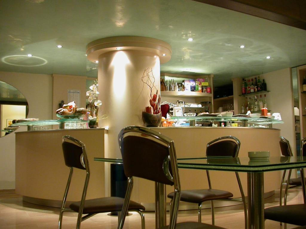 Hotel Concordia photo 1