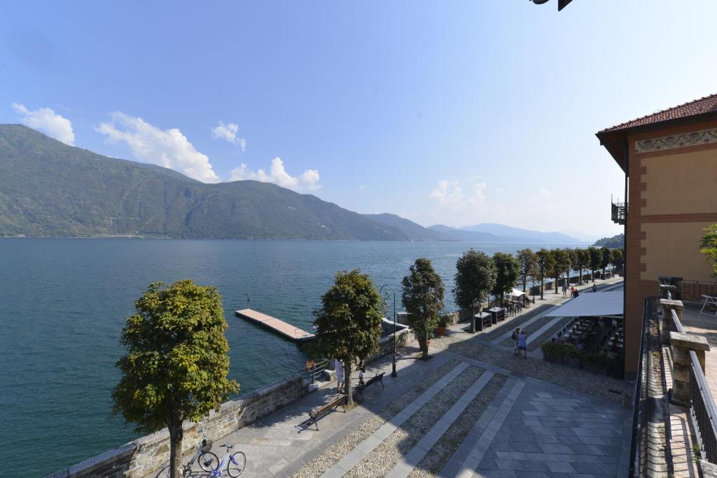 Casa la Terrazza sul Lago - WelcHome photo 3