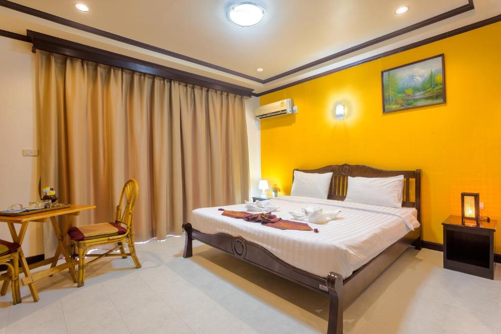 Семейный (Семейный люкс (для 3 взрослых и 1 ребенка)), Grand Orchid Inn