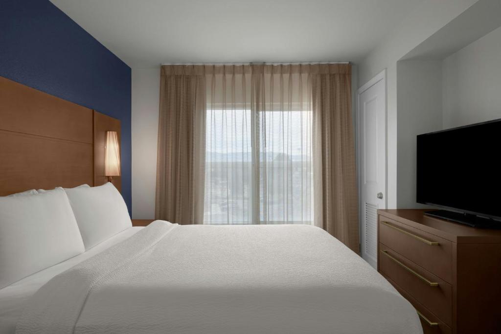 Residence Inn by Marriott Boise West - Tap to explore photos