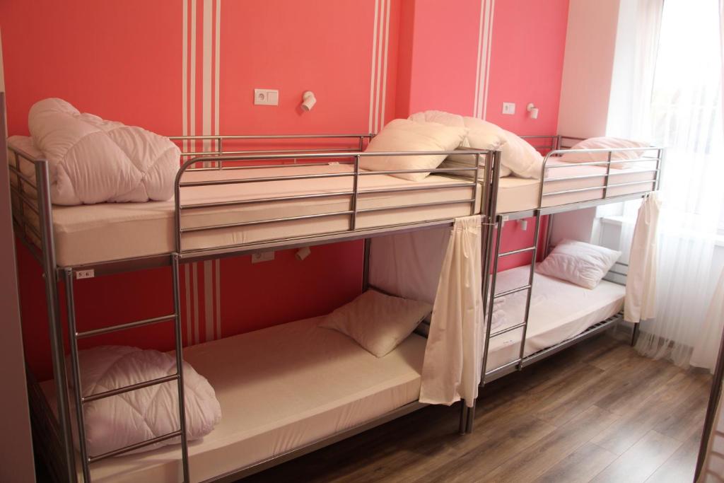 Lorf Hostel&Apartments Room Type - Standard Triple Room