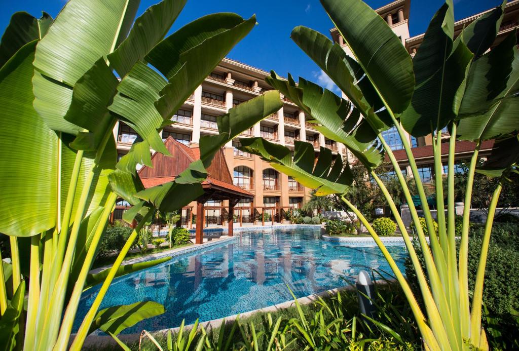 Landmark Mekong Riverside Hotel photo 1