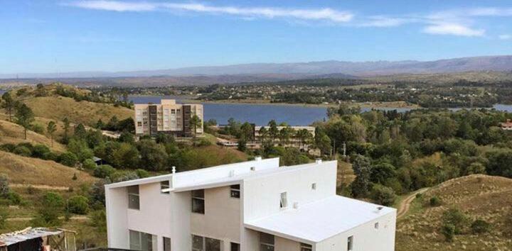 Housing De La Costa