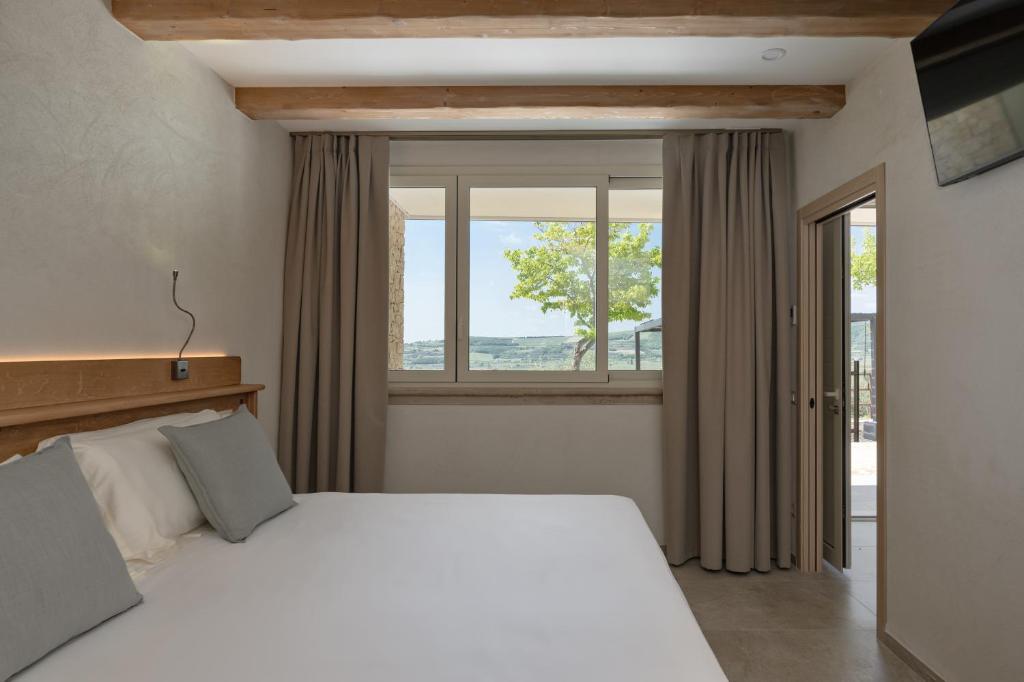 Sporting Hotel San Felice - Tap to explore photos