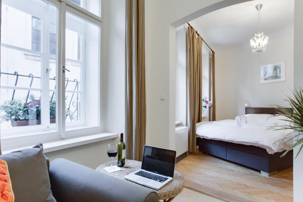 Апартаменты (Апартаменты с 1 спальней с диваном-кроватью.), Апартаменты Prague Siesta