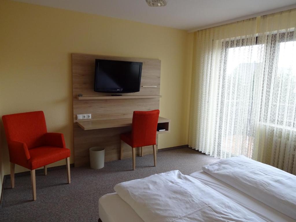 Gasthof Hotel Zum Ross photo 2