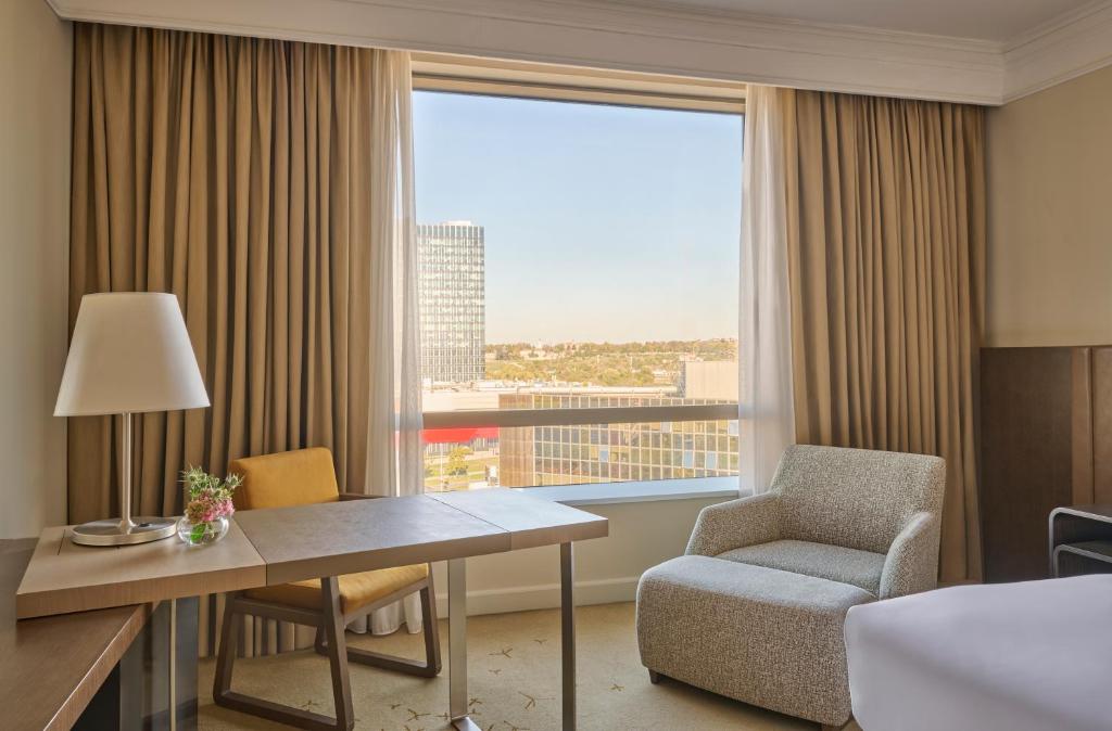 Hyatt Regency Belgrade - Tap to explore photos