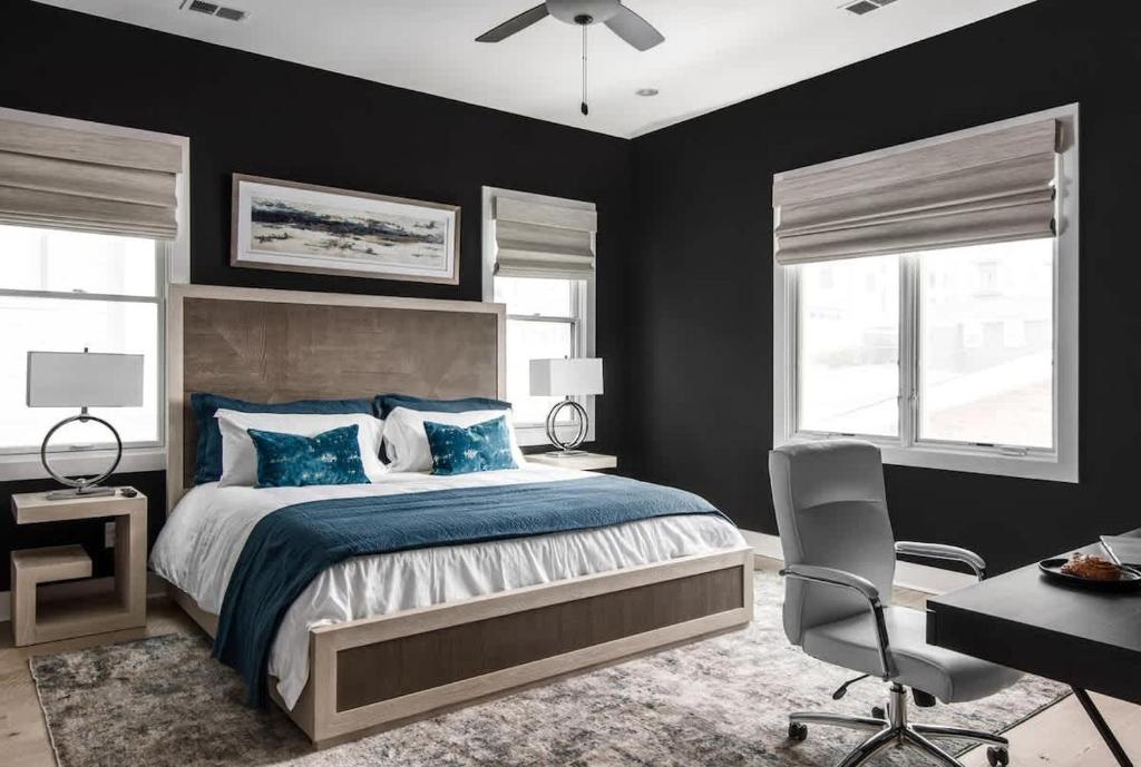 Edgehill Duo - 2 Townhomes - Mins Vanderbilt University - Tap to explore photos