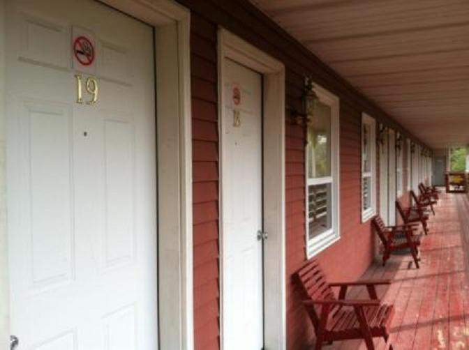 Waterford Inn photo 4