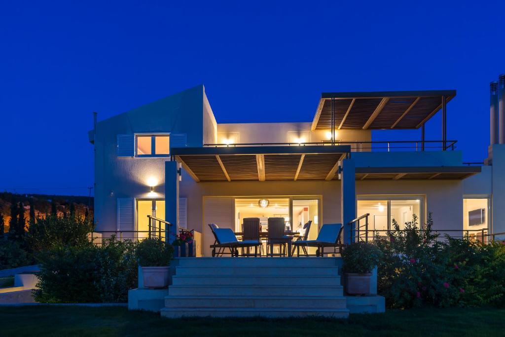 Legrena Beach Villa photo 1