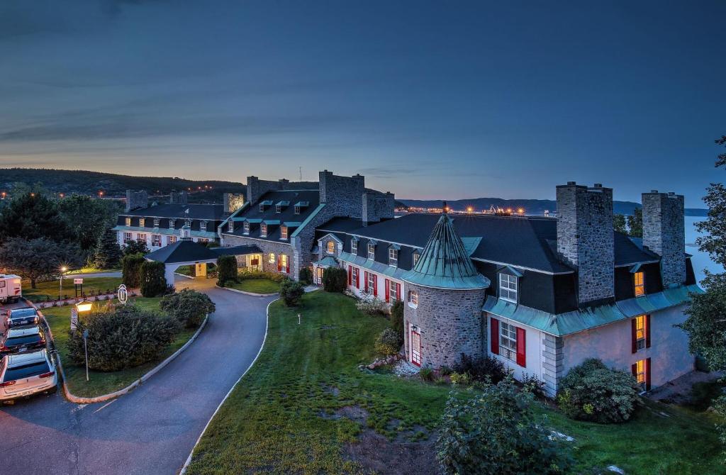 Hôtel le Manoir Baie-Comeau photo 3