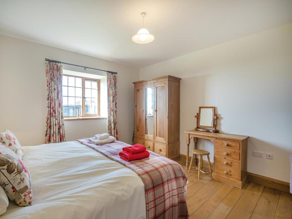 Siambr Cottage - Uk48257 - Tap to explore photos