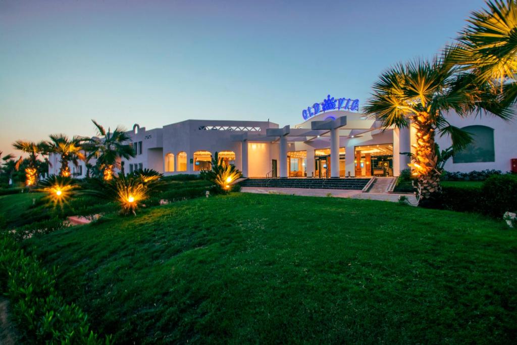Old Vic Sharm Resort photo 1