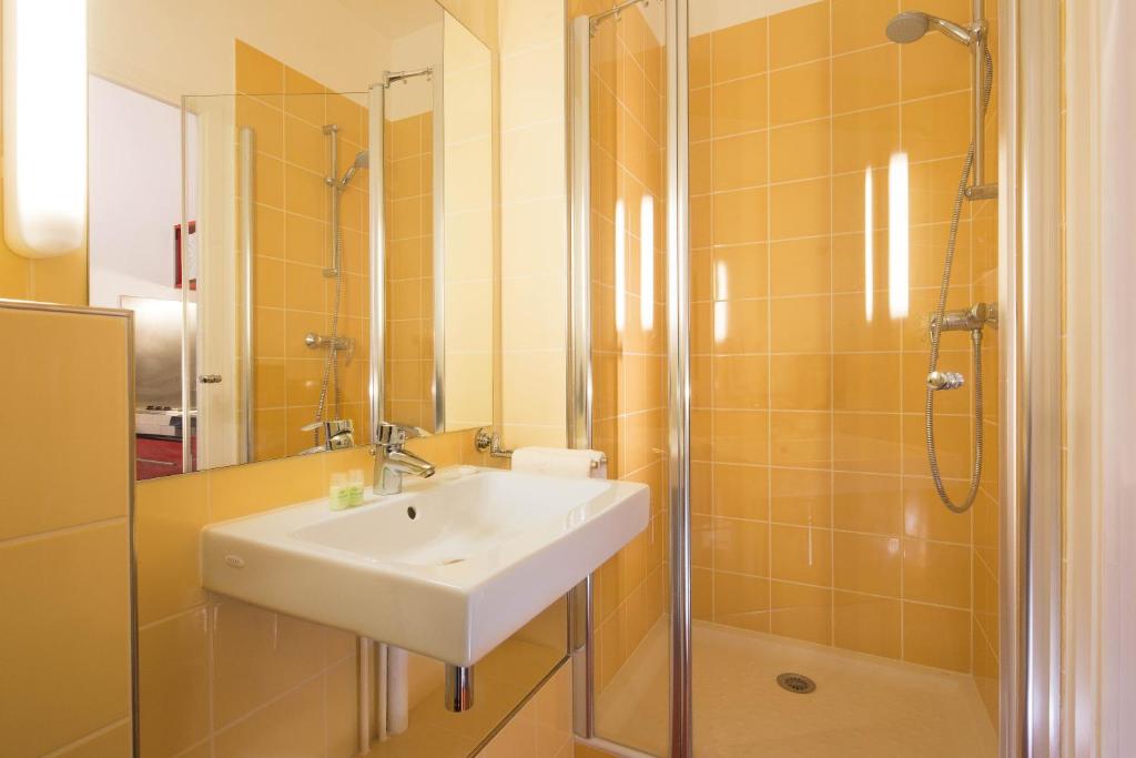 Студио (Стандартный трехместный номер-студио №1), Family Residence