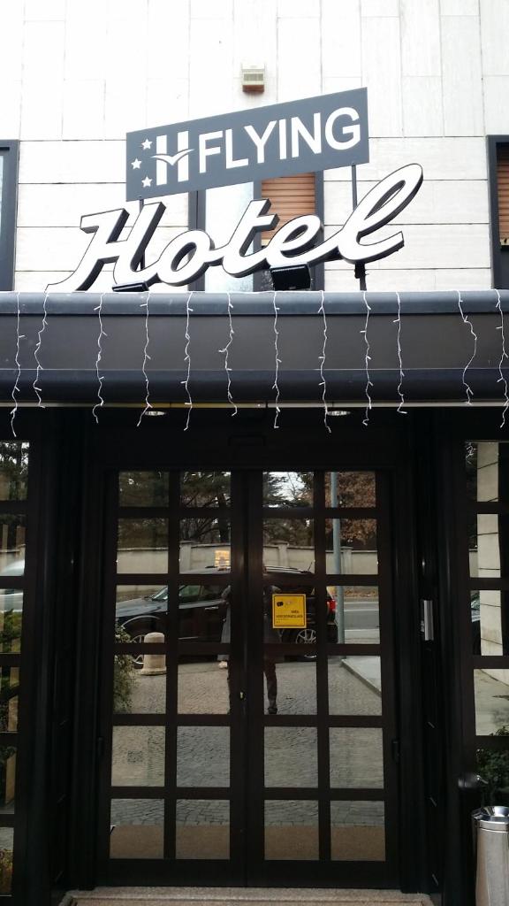Flying Hotel photo 4