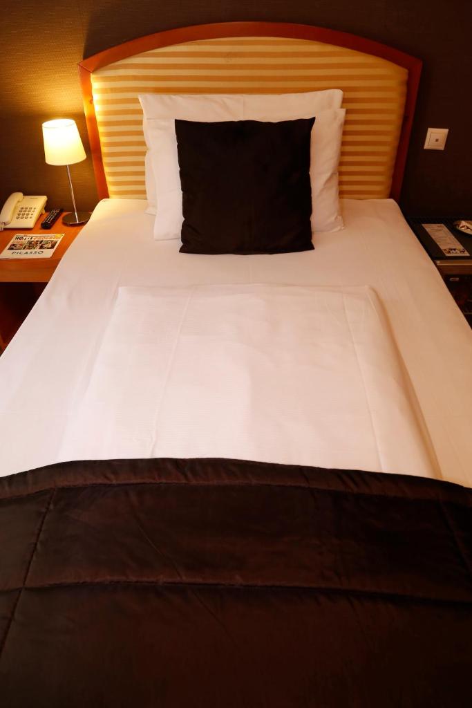Одноместный (Стандартный одноместный номер), Six Inn Hotel