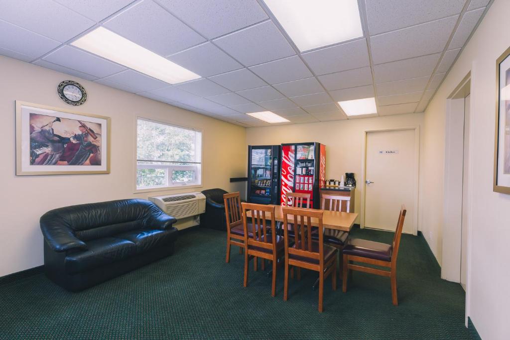 Western Valley Inn photo 3