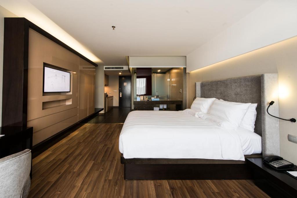 Студио (Двухместный номер-студио Делюкс с 2 отдельными кроватями), Novotel Suites Hanoi