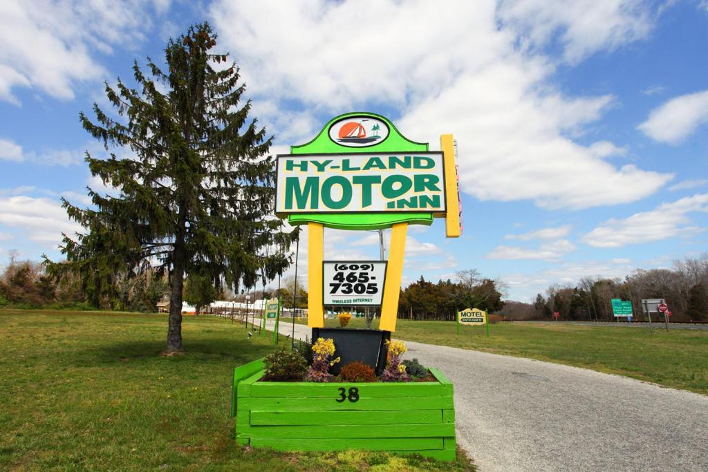 Hyland Motor Inn image