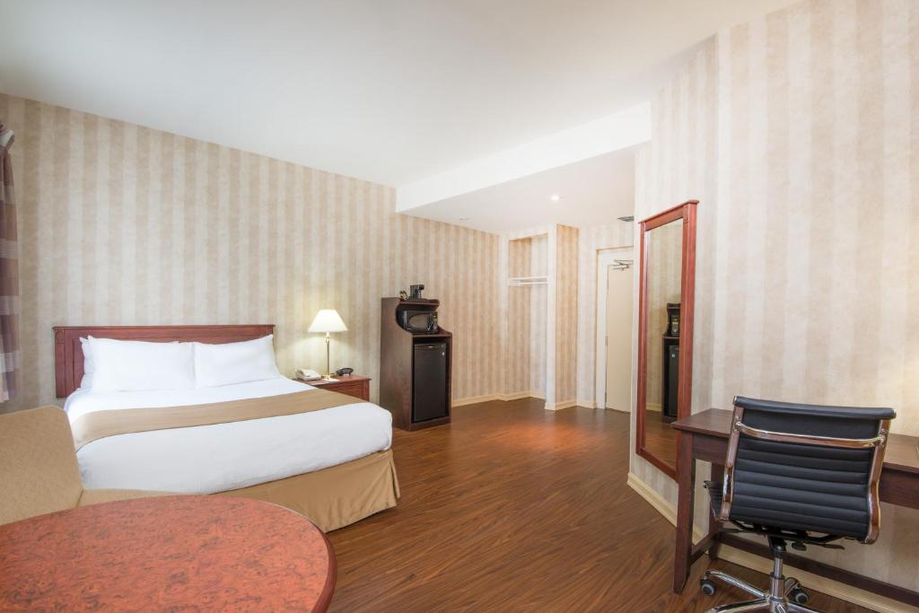 Ramada by Wyndham St. John's photo 3