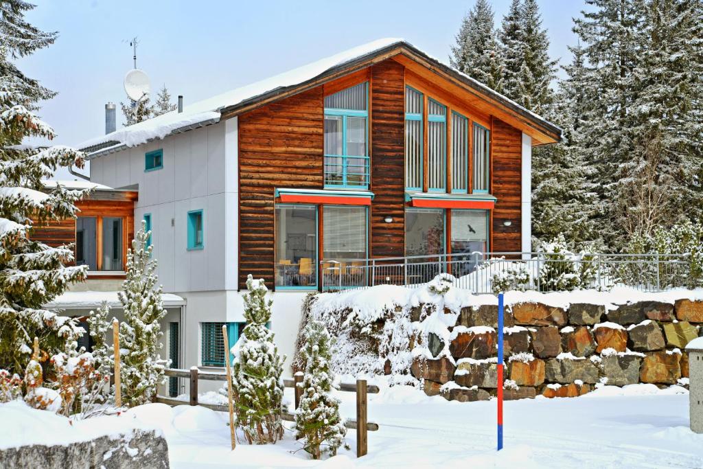 Golden Peaks Ferienhaus Valbella-Lenzerheide photo 3