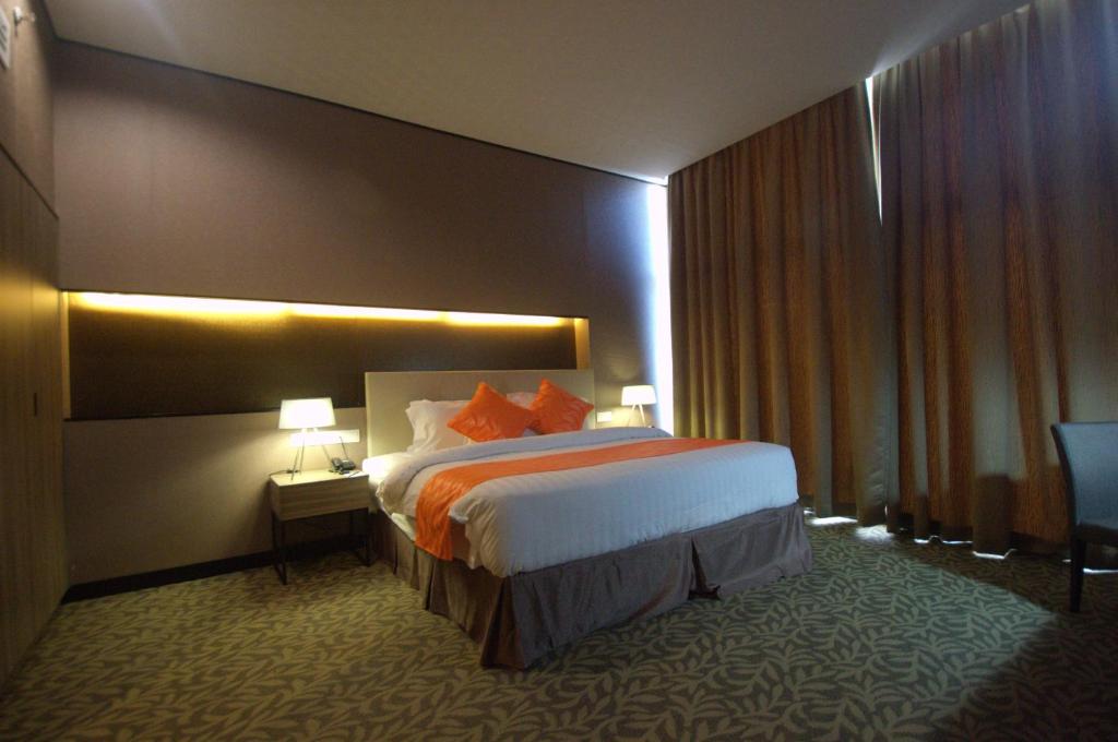 Grand Alora Hotel photo 3