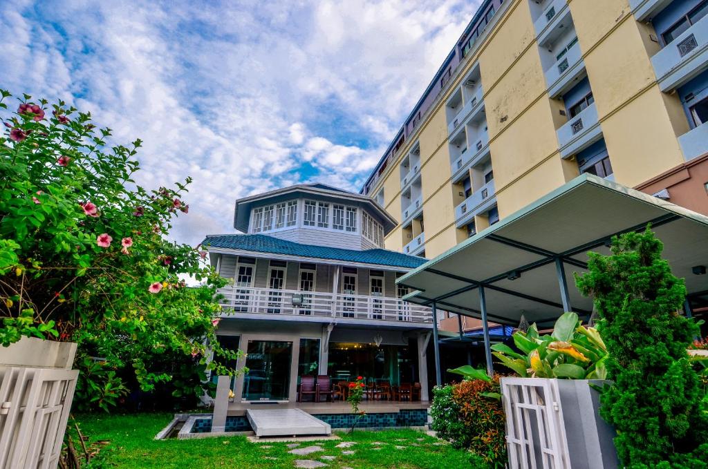 Viva Hotel Songkhla photo 1