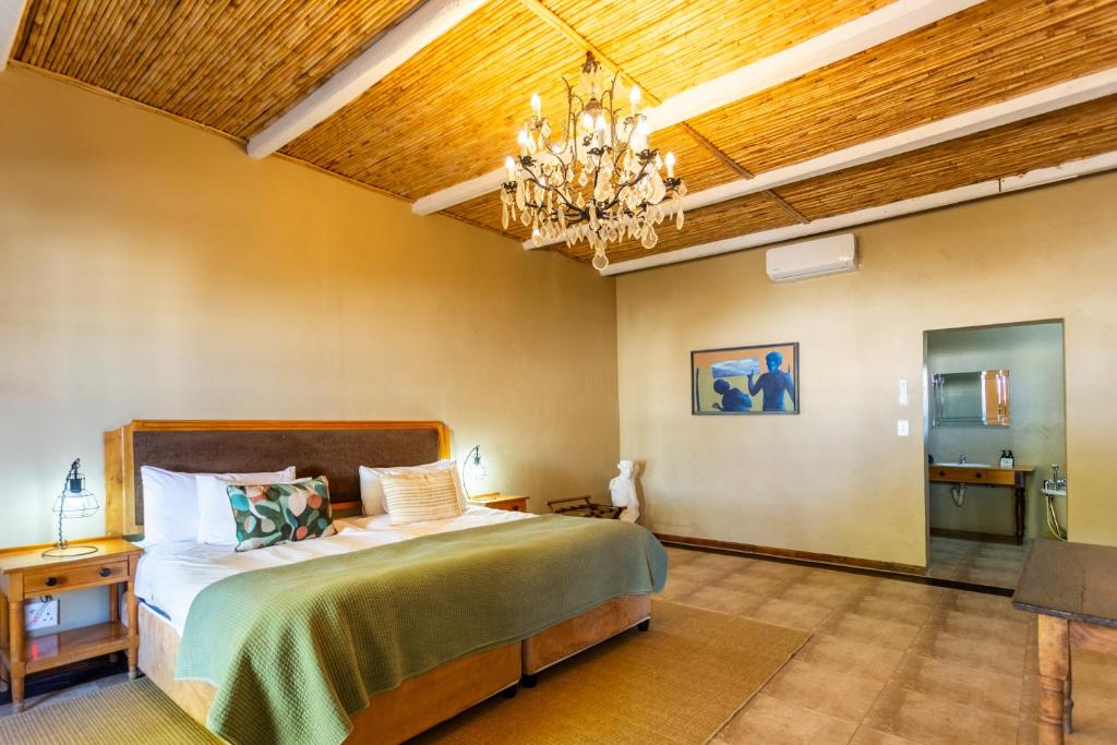 Karoo 1 Hotel Village Room Type - Standard Courtyard - Twin or Double