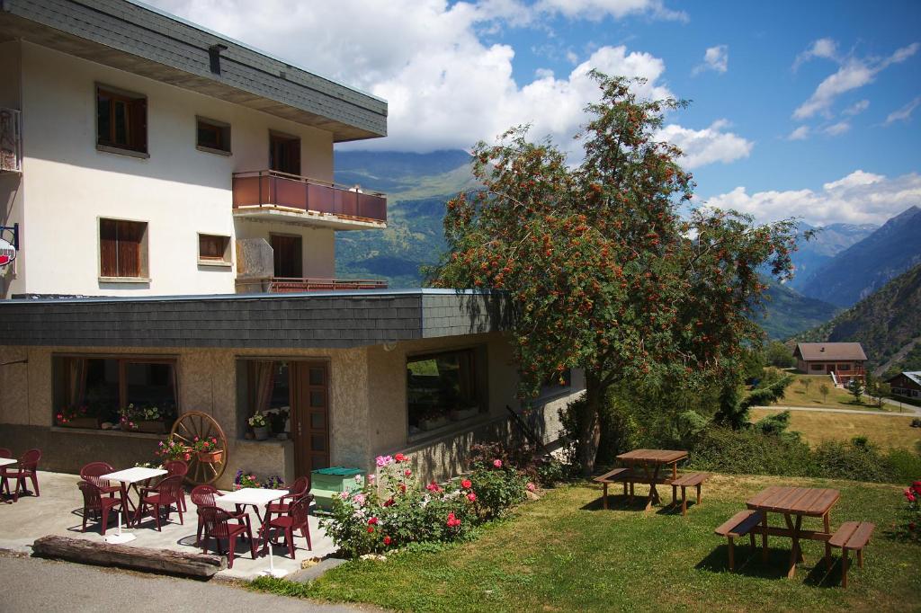 Les Sorbiers Appartements photo 3