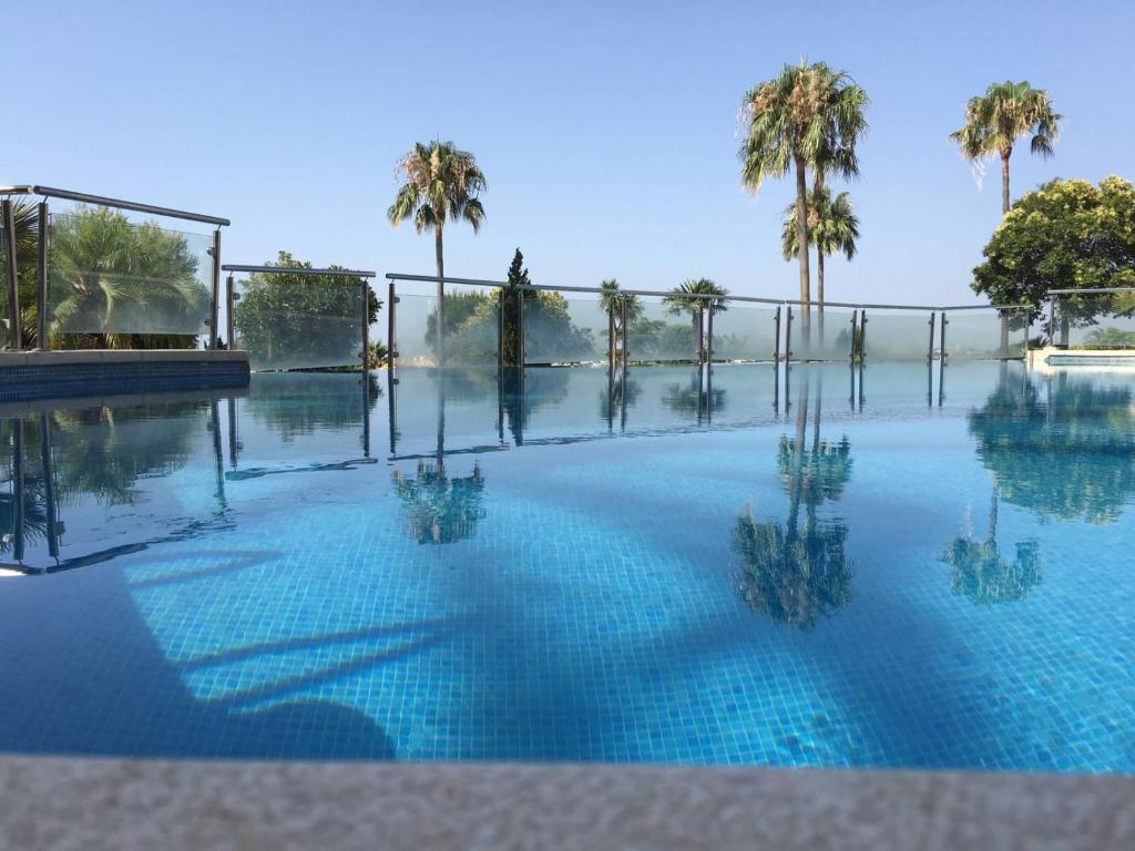 Magna Marbella Golf Resort Apartment - Tap to explore photos