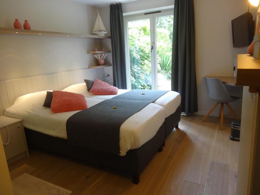 Hotel Bilderdijk photo 4