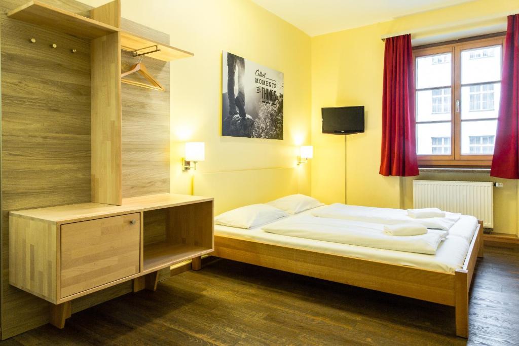 Одноместный (Одноместный номер с общим душем и туалетом), Euro Youth Hotel Munich