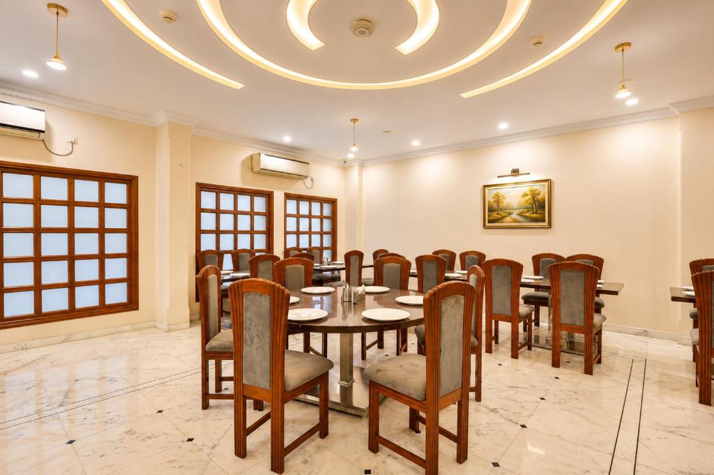 Hotel Yadgar photo 2