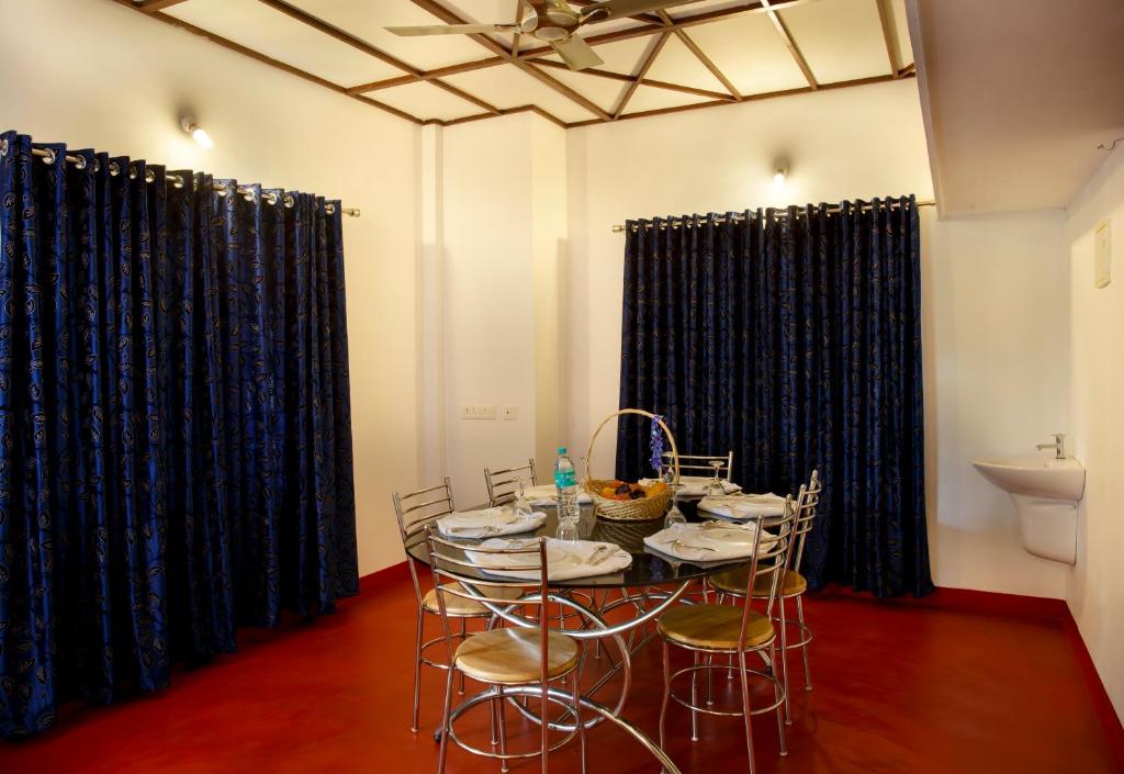 Marari White Home photo 4