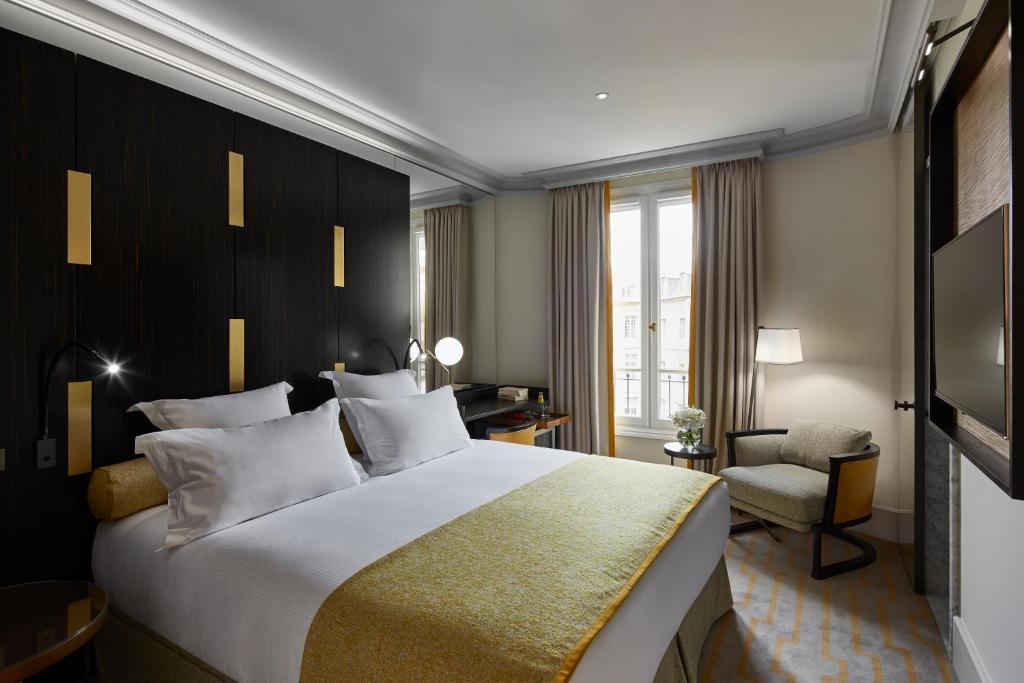 Двухместный (Улучшенный двухместный номер с 1 кроватью), Hotel Montalembert