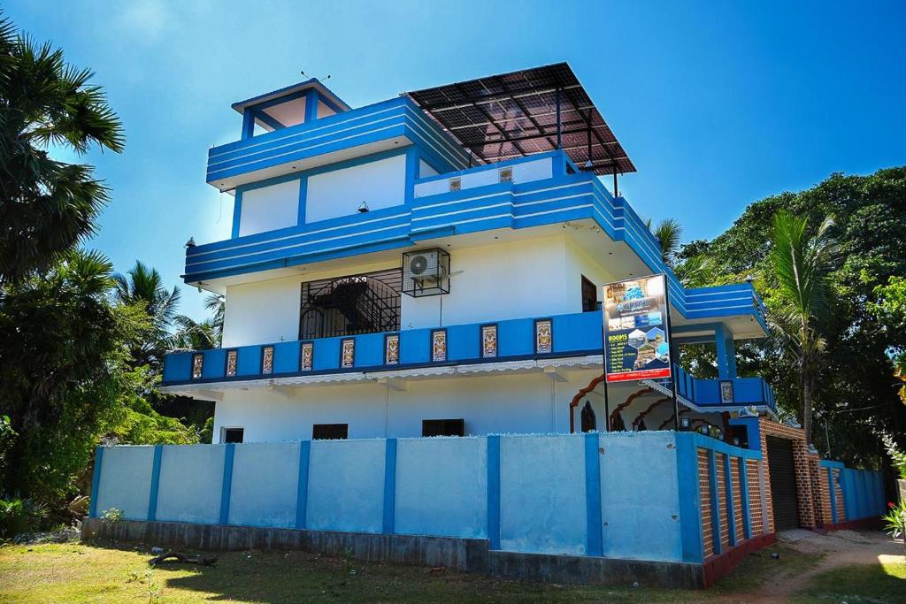 Viyona Guest House - Tap to explore photos