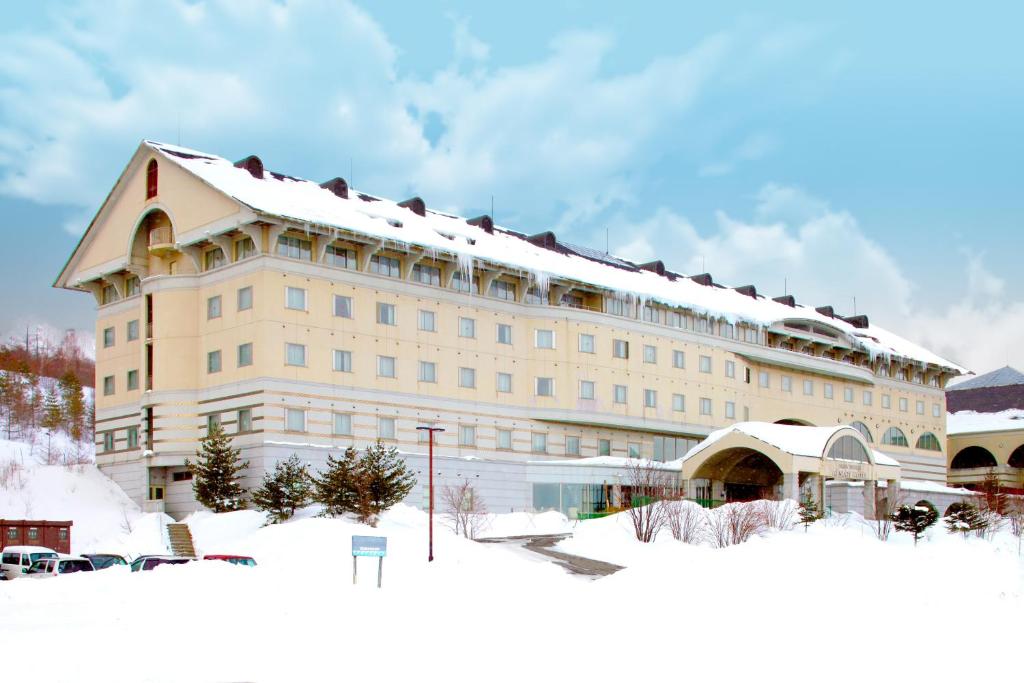 Palcall Tsumagoi Resort Ski & Hotel