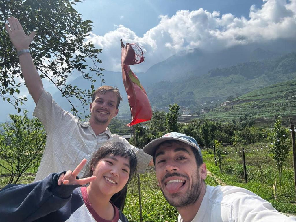 Luna's Valley Homestay - Tap to explore photos