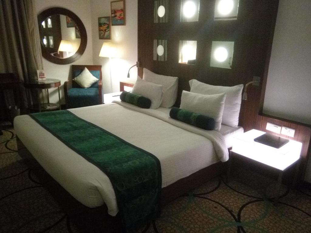 Двухместный (Superior Double Room with 25% off on Food & Soft Beverages), The Pride Hotel, Chennai