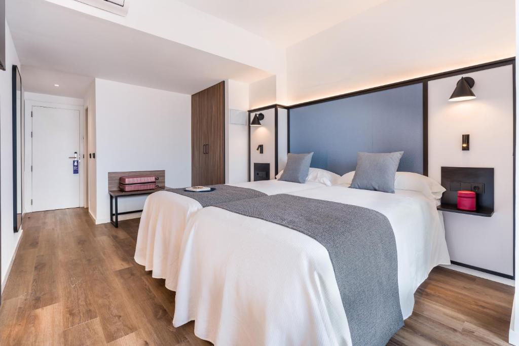 Vibra Vila New Opening 2026 - Tap to explore photos