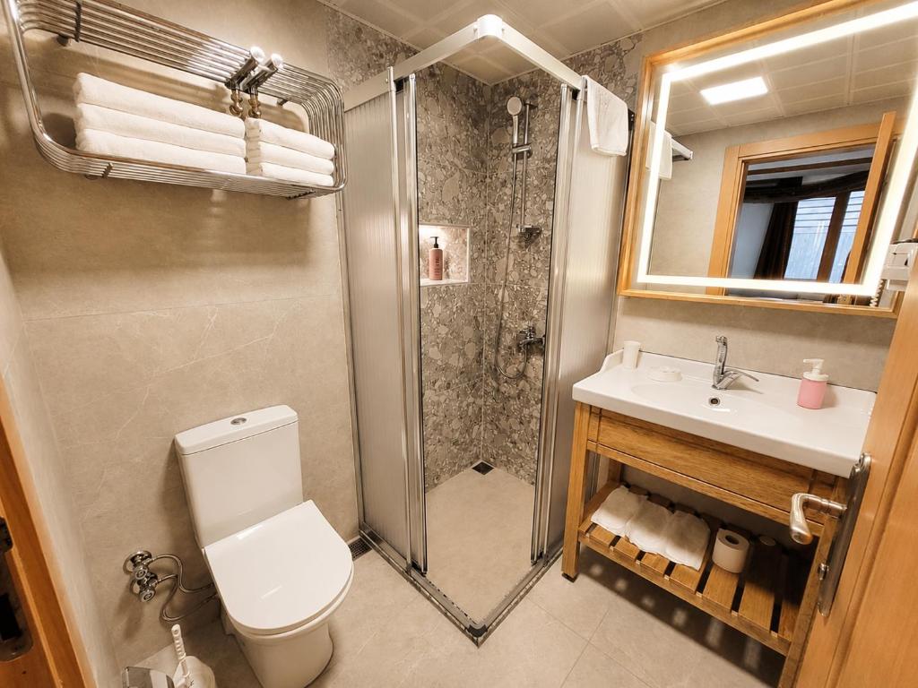 Marmara Guesthouse Room Type - Standard Double or Twin Room
