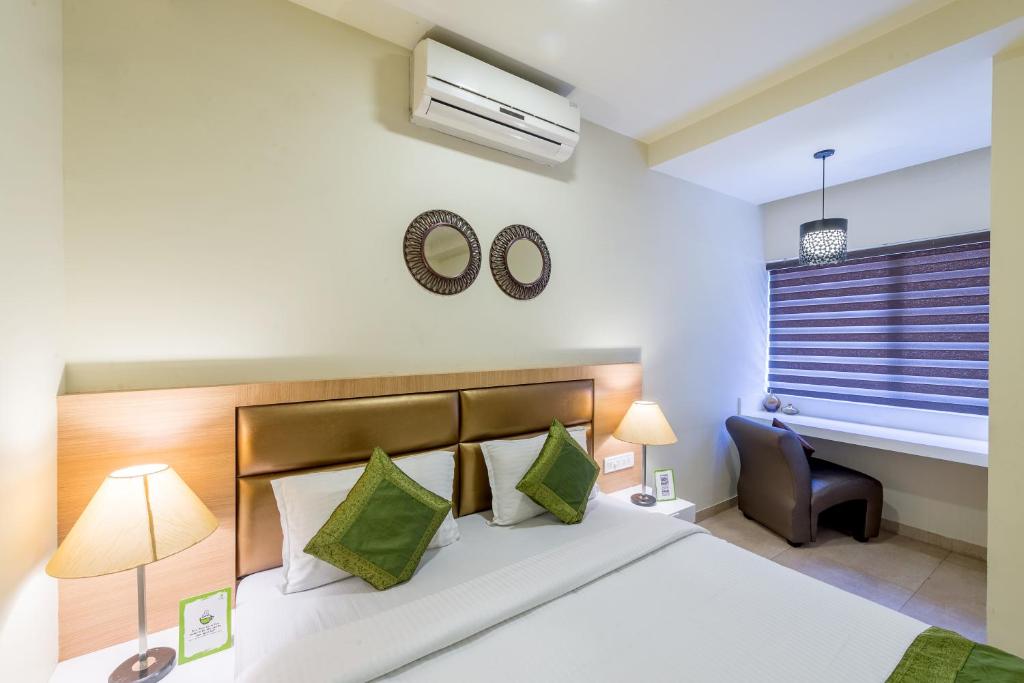Двухместный ([Sanitized] Deluxe Double Room), Treebo Nestlay Airport