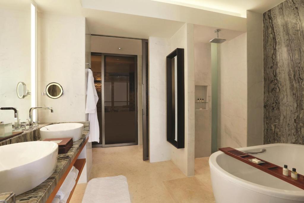 Park Hyatt Abu Dhabi Hotel and Villas Room Type - King Room