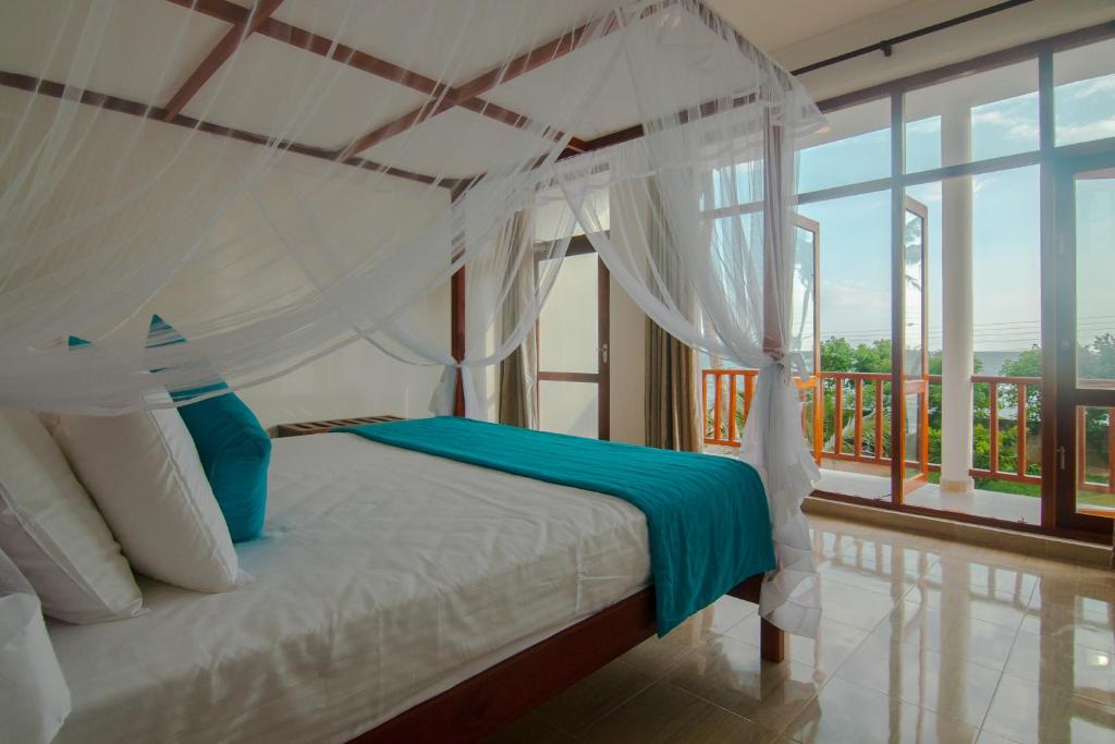 Savenrose Beach Villa photo 3