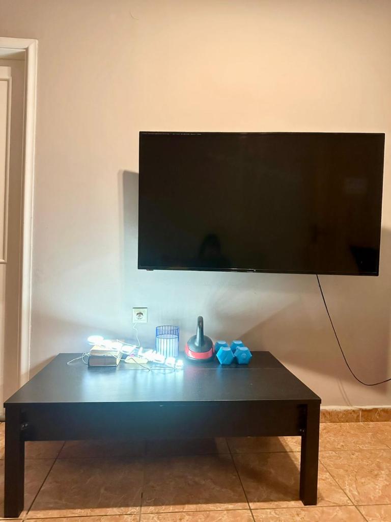 Geo - City Center Rooms Athens - Tap to explore photos