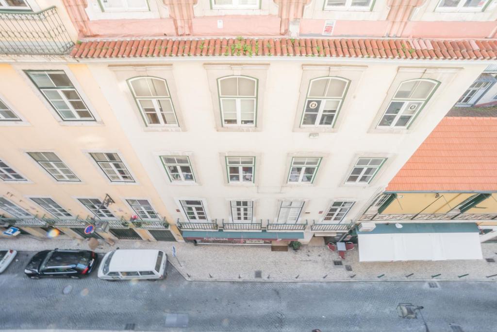 Номер (Кровать в общем 6-местном номере), Vistas de Lisboa Hostel