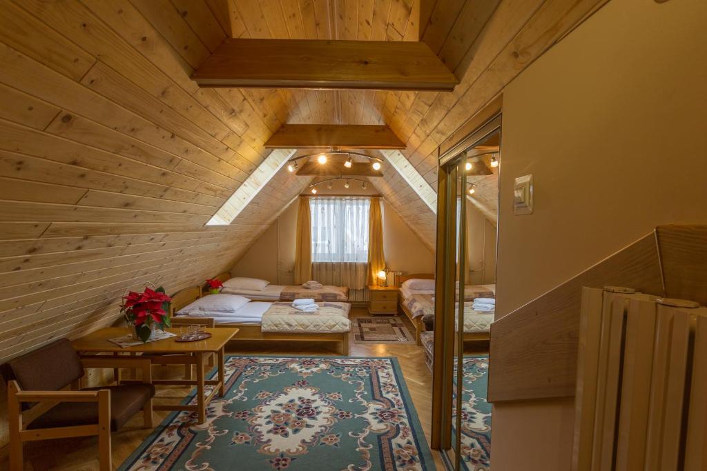 Четырехместный (Четырехместный номер), Pensjonat Adria